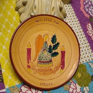 COLLECTABLE 1970 VINTAGE PLATE